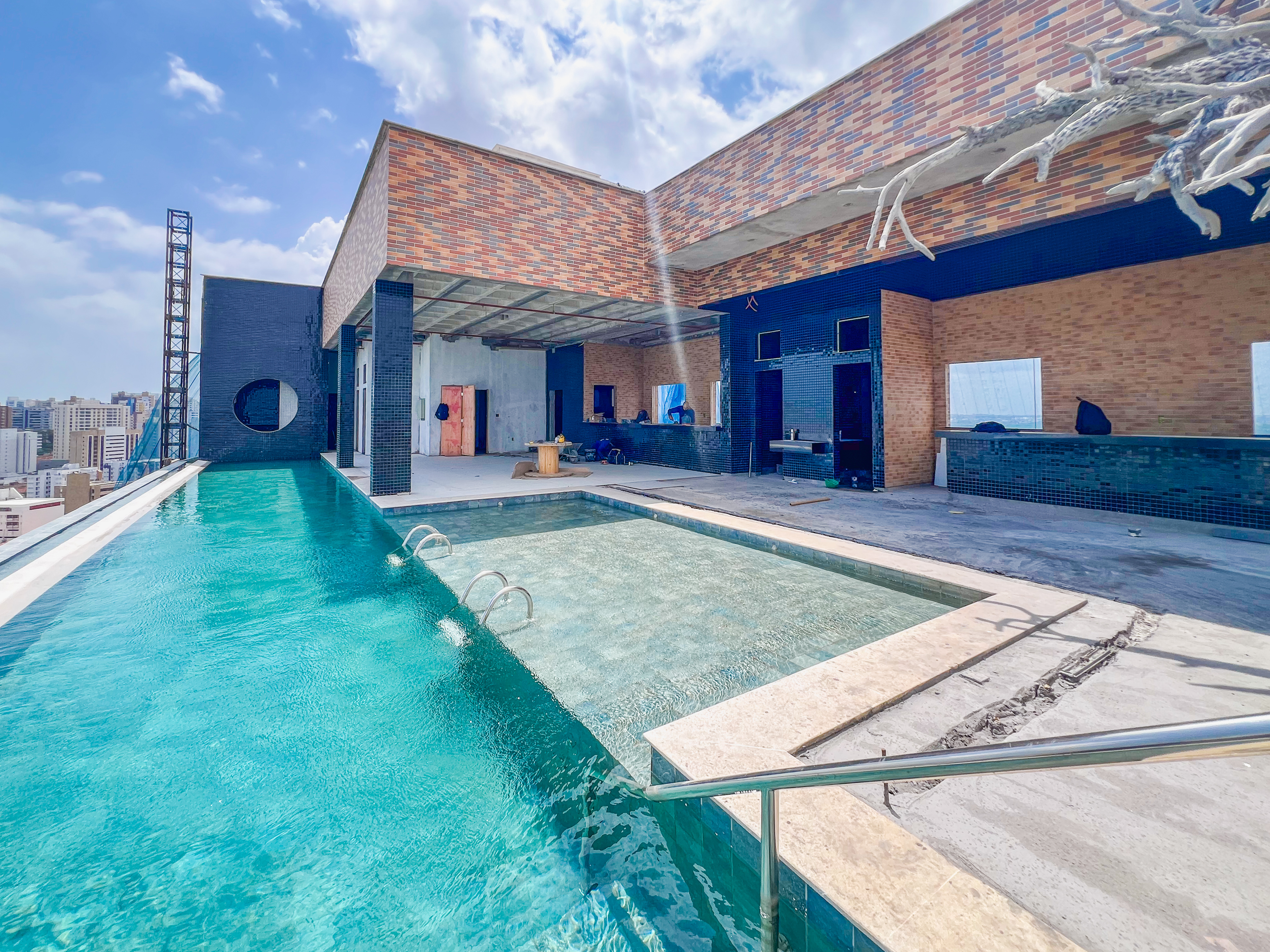 Raro Residence