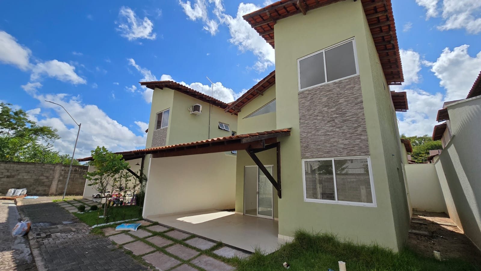 Casa em Condomínio no Vila Beethoven — Uruguai, Teresina