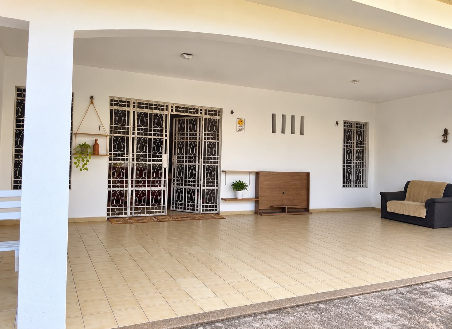 Casa em Rua Publica no Outros, São Luís