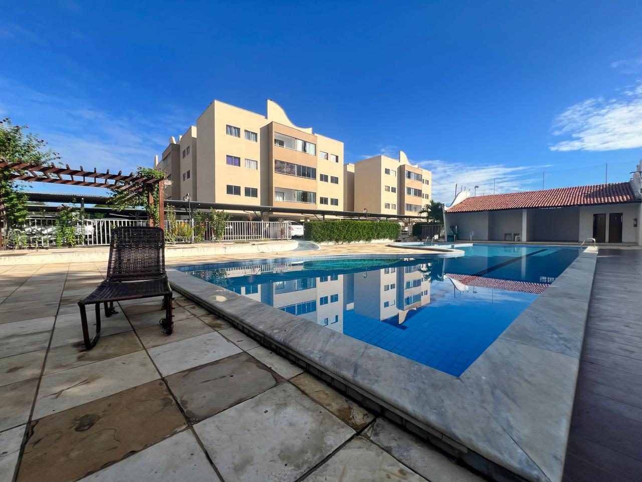 Apartamento no Condomínio Residencial Poeta Celso Pinheiro — Cristo Rei, Teresina