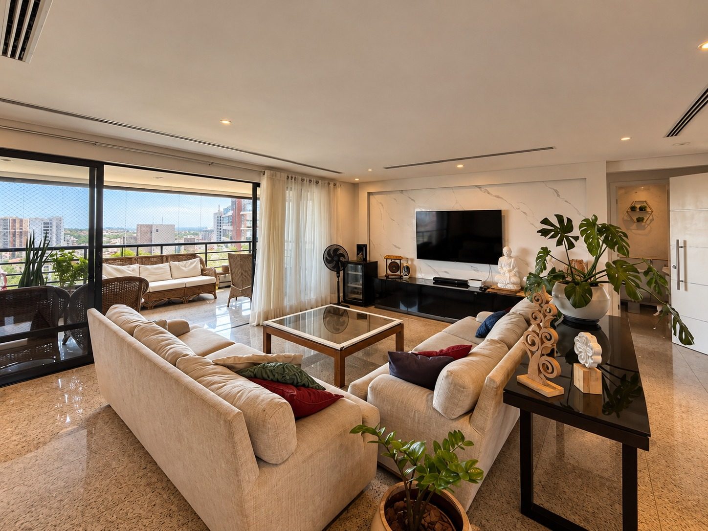 Apartamento no Condomínio do Edifício Terra Nova — Cocó, Fortaleza