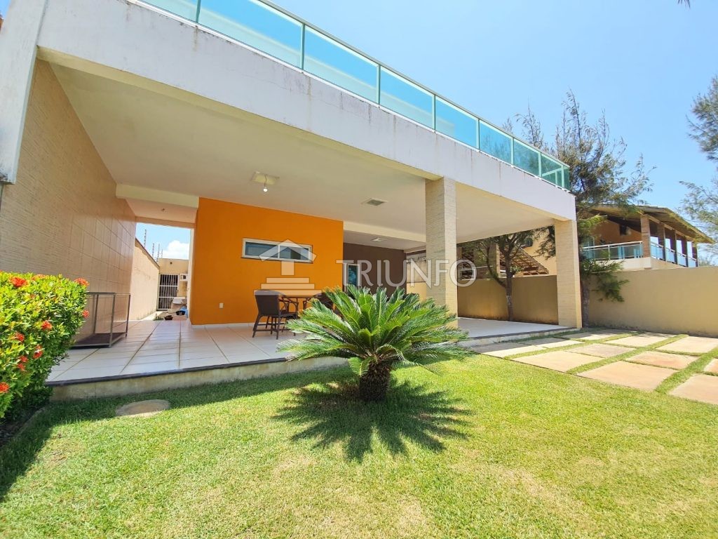 Casa Duplex em Luis Correia com 05 Suítes