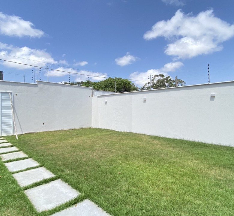 Casa duplex no Araçagy com 4 suítes