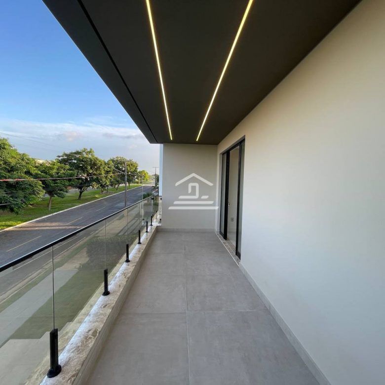Casa em condomínio com 5 suítes no Araçagy