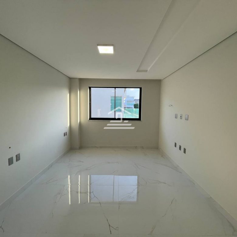 Casa em condomínio com 5 suítes no Araçagy